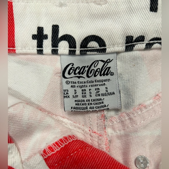 Vintage Like Coca-Cola Women’s Denim Shorts 🍒 “It’s the Real Thing” Size Small - Picture 3 of 3